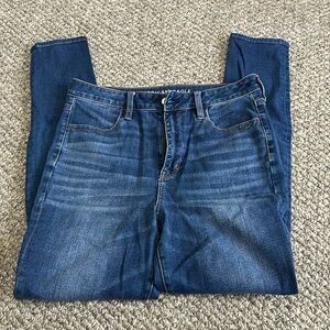 American Eagle super high-rise skinny Jean